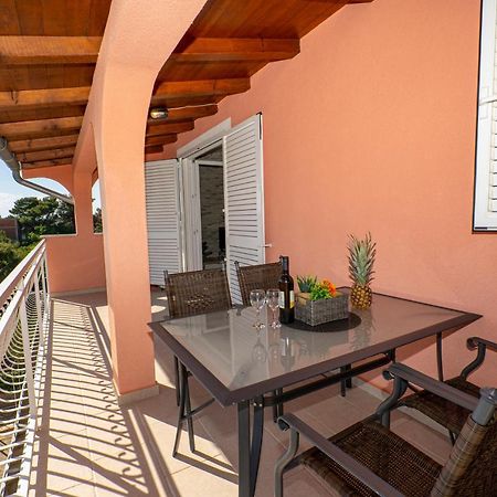 Seaview & Balcony Apartment Petra Jadrija Luaran gambar