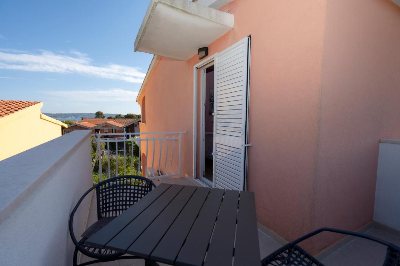 Seaview & Balcony Apartment Petra Jadrija Luaran gambar